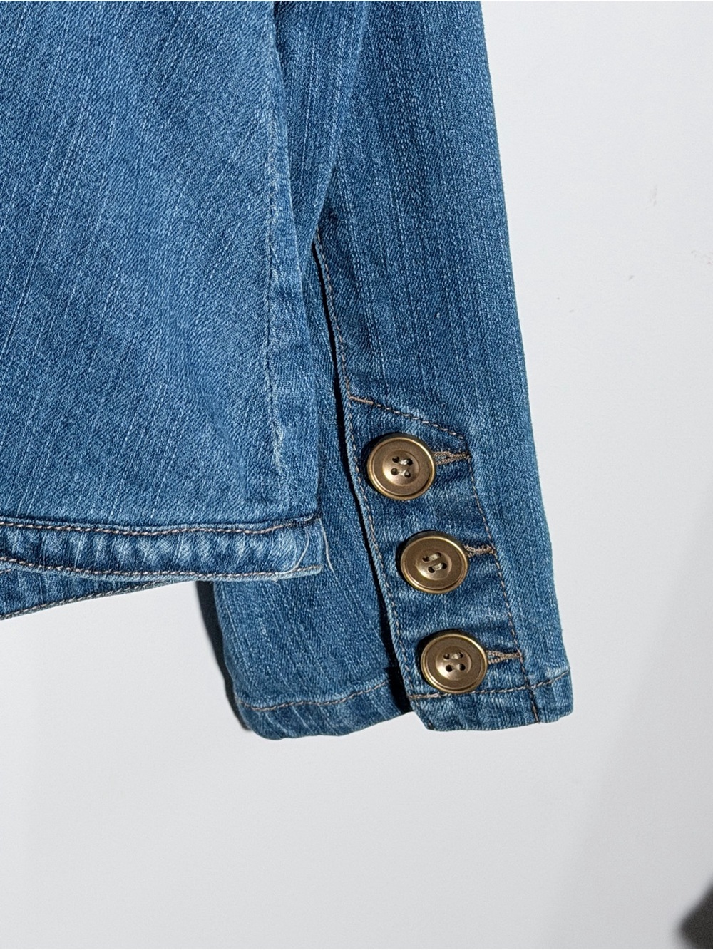 Roz & Ali Medium Blue Denim Blazer Jacket with Scalloped Notch Collar - Picture 6 of 10